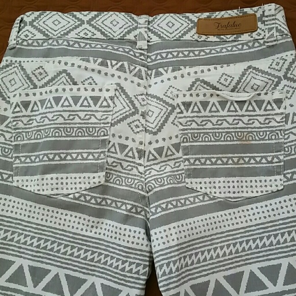 Zara Ethnic Aztec Print Skinny Jeans - Picture 4 of 5